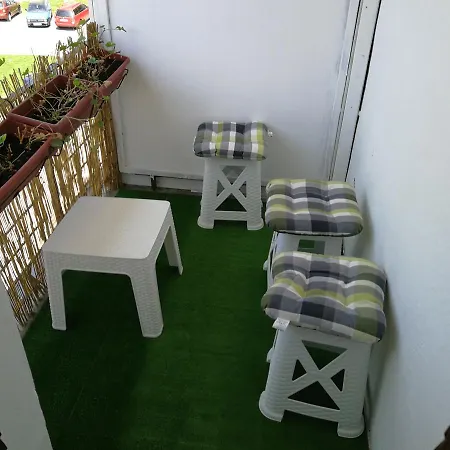 Beton 公寓 *